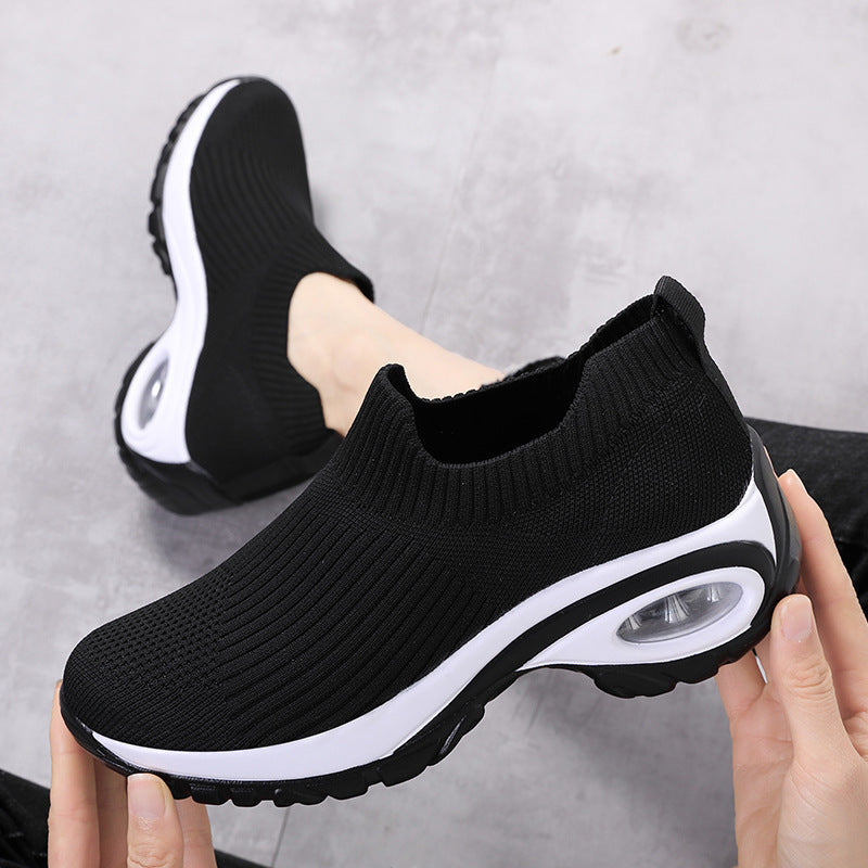  Turn heads while conquering miles – sporty and chic.