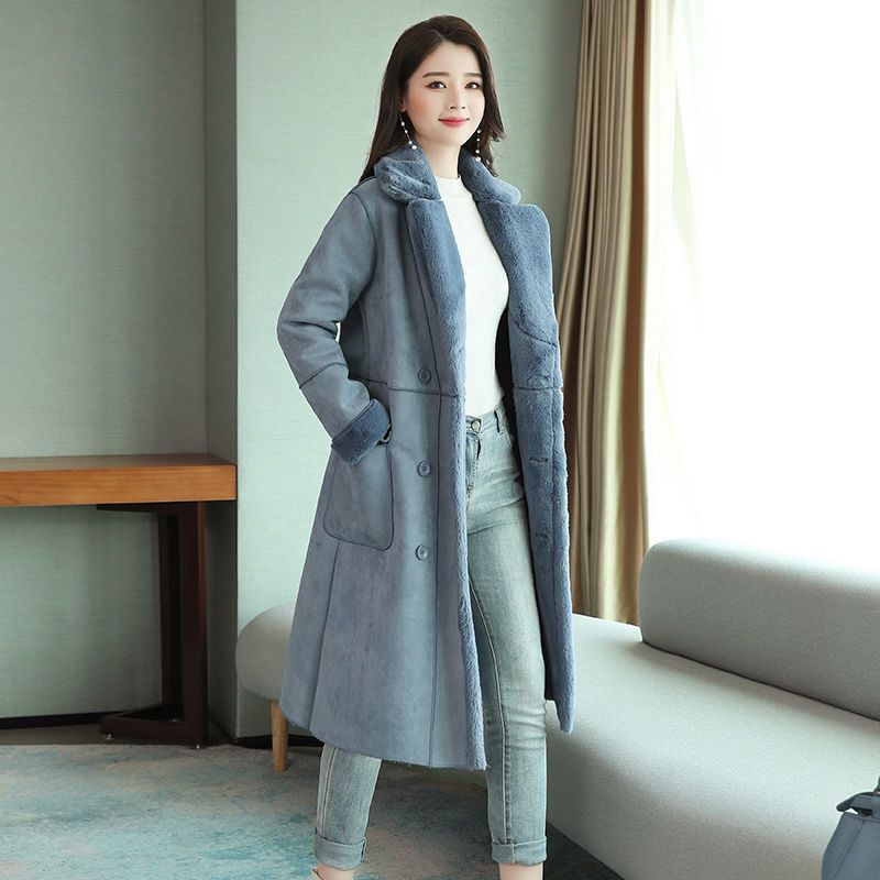 Warm & Stylish Wool Jacket – “Your go-to coat for cold-weather confidence.”