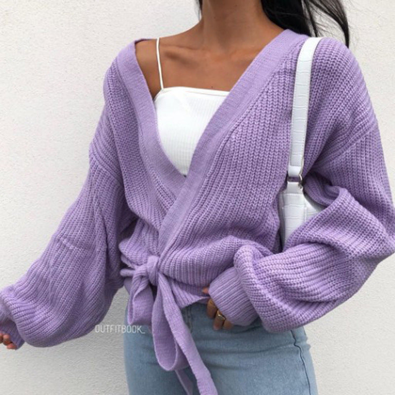 🌬️ Lightweight warmth with a chic, airy feel.
