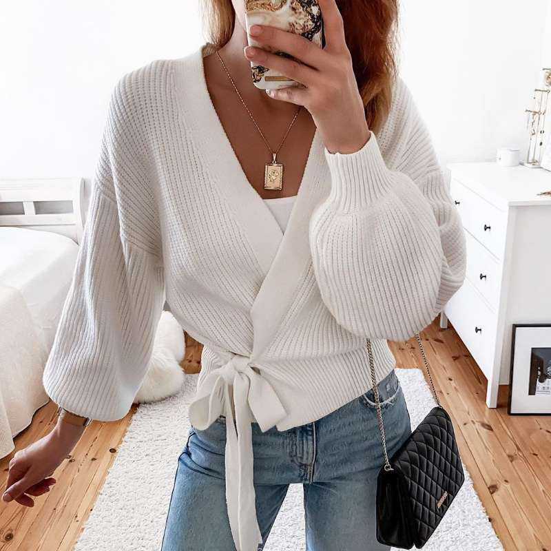 ⭐ Elevate simple outfits with instant texture and elegance.